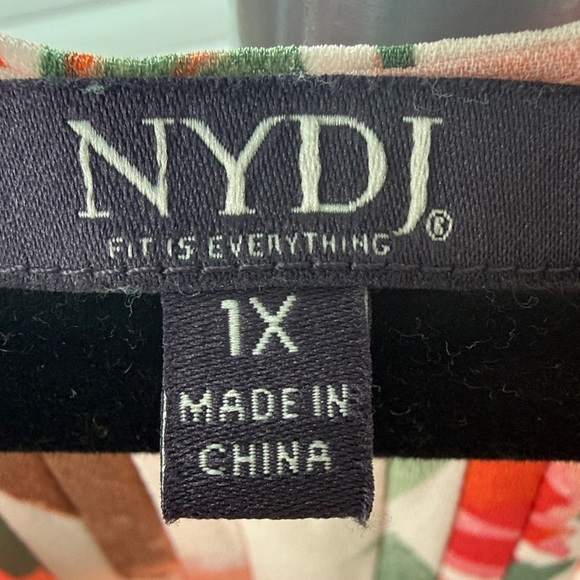 NYDJ Blouse - 1X - Picture 2 of 7